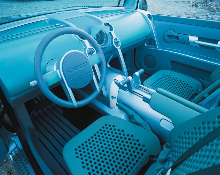  Jeep Willys Concept 2000 года  (фото 15 из 19)